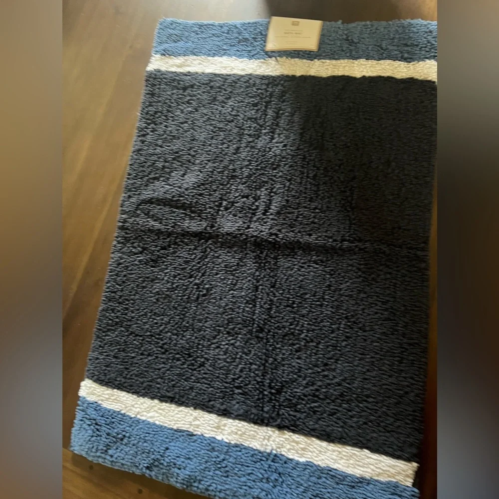 NWT Pottery Barn Bath mat PB Teen color block navy blue white